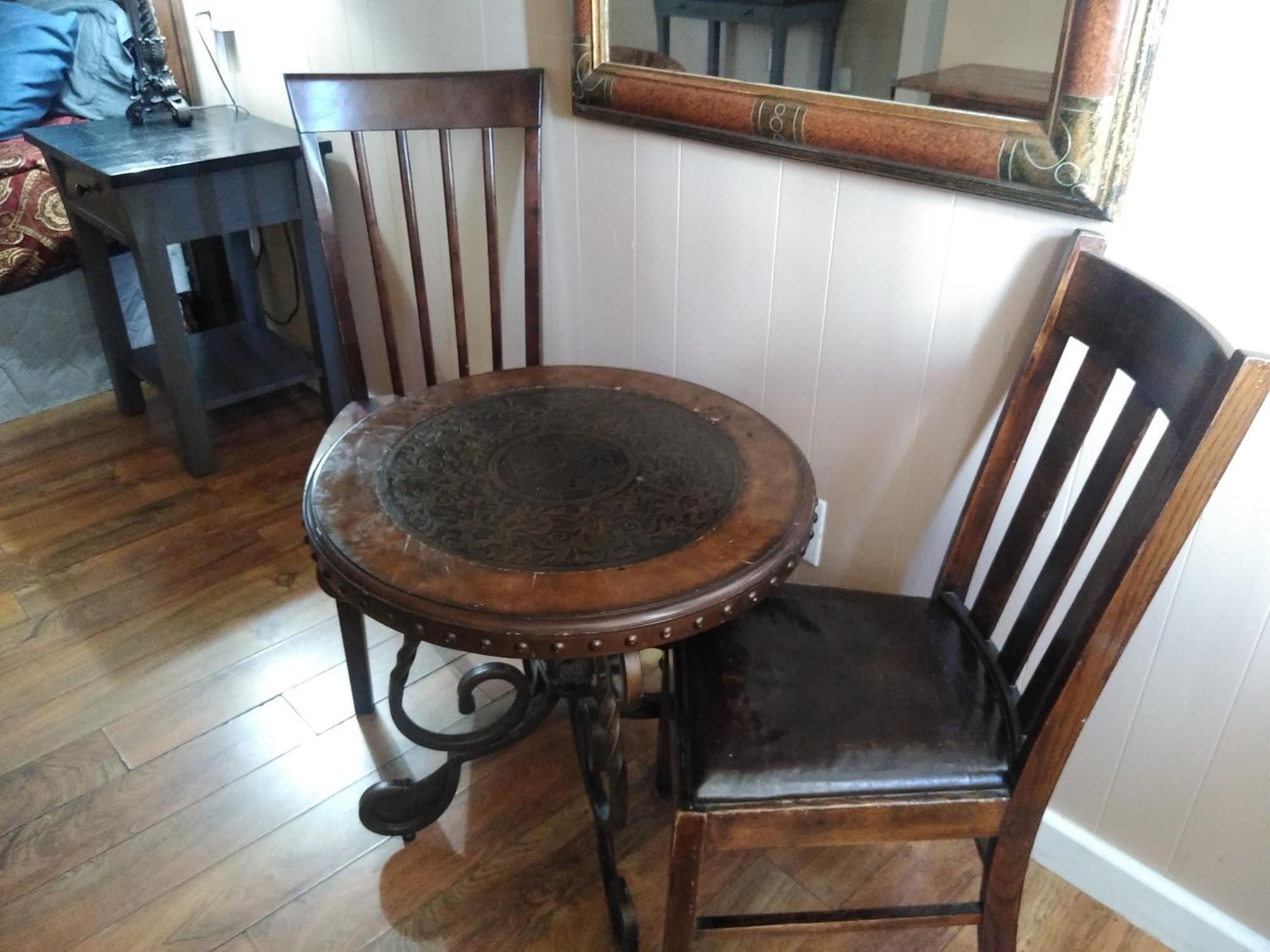 The Charin Inn Clearfield Room photo